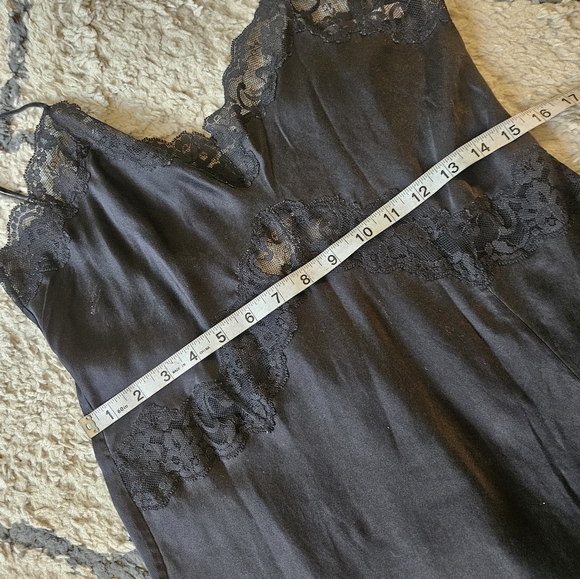 Victoria's Secret Night Gown Slip Dress Lace Edges Medium - Picture 4 of 6